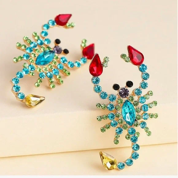 Octopus Scorpion Bedazzled Pierced Earrings. MA - Picture 1 of 5